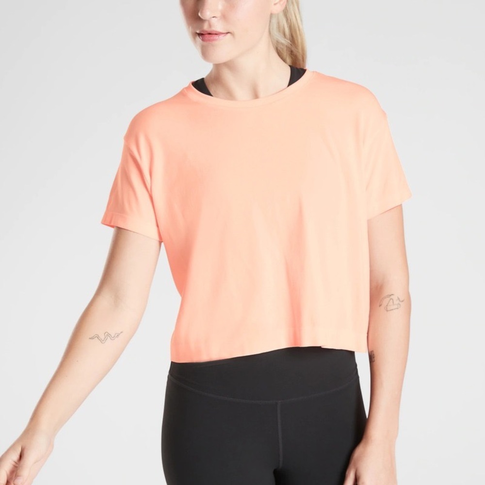 NWT Athleta Mineral Wash Crop Tee